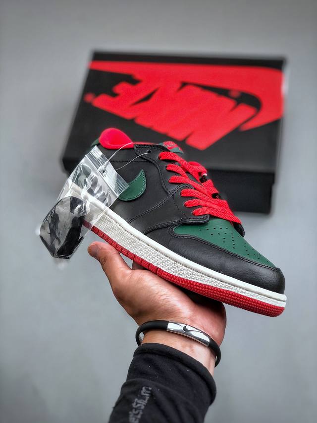 Air Jordan 1 Low “皮革黑绿红小古驰”Aj1乔1 低帮休闲板鞋 同步官方配色 原鞋原档案开发 原档冲孔鞋头 正确满胶鞋垫 四线拉帮 原厂织唛标