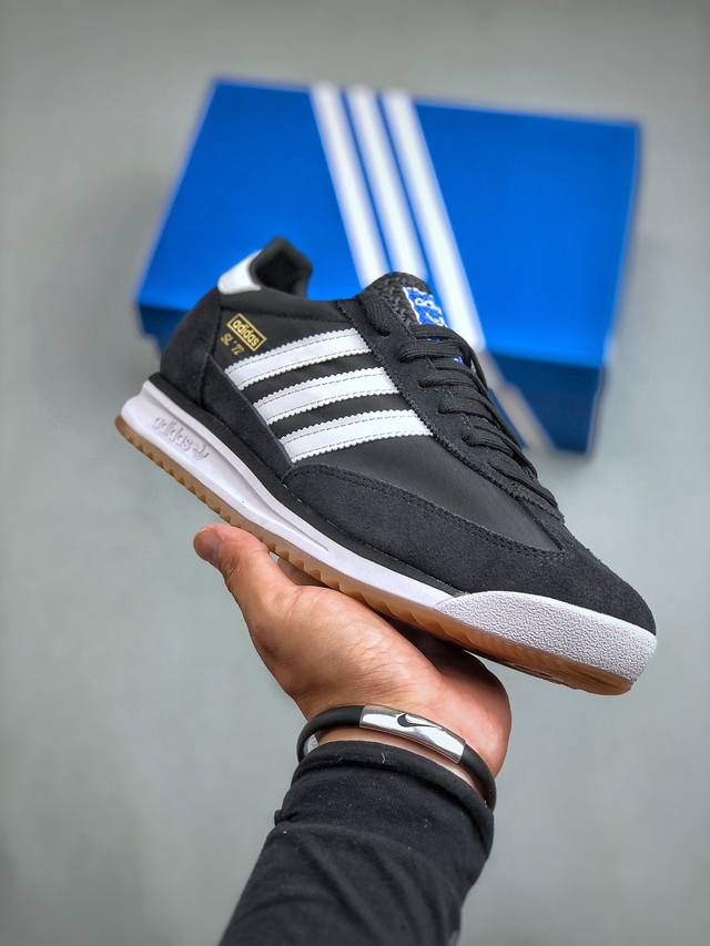 Adidas Originals Sl 72 Ji1282 阿迪经典复古慢跑鞋 #鞋款采用舒爽尼龙鞋面、绒面革饰面和皮革细节等设计。与此同时，搭载着 Ecote