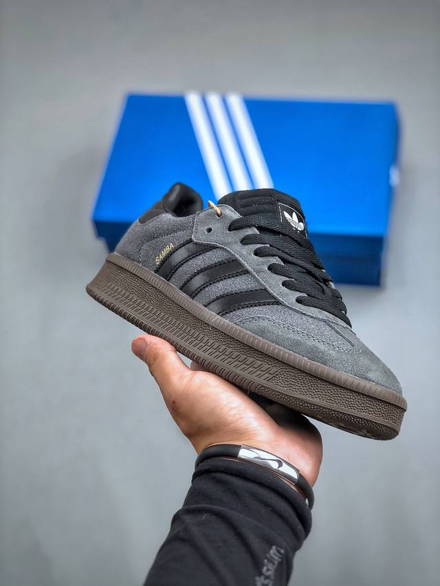 Yh Adidas Samba Xlg 桑巴舞加大厚底版系列德训风百搭松糕休闲运动板鞋自originals Samba成功借势blokecore风潮一跃成为街头