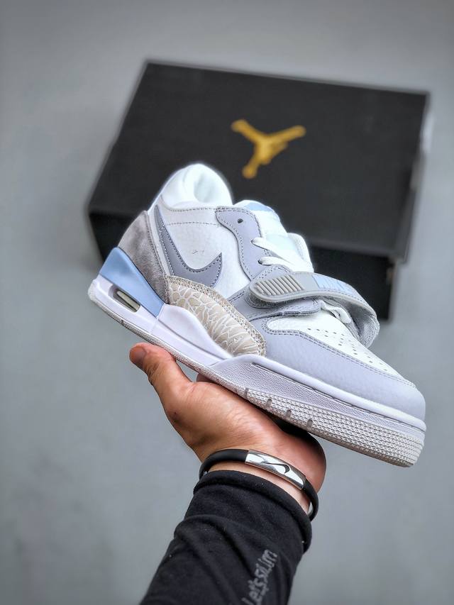 Nike Air Jordan Legacy 312 Low 白灰蓝乔丹最强三合一混合版 性价比天花板有着交错结合的设计，它的名字就展现出它所包含的鞋款元素，3