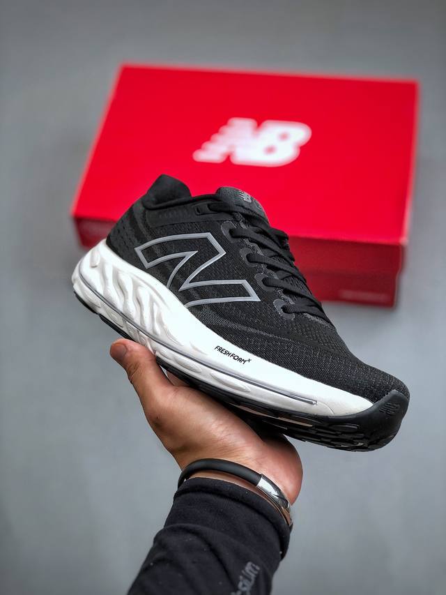 New Balance Nb Fresh Foam X Vongo V6 舒适耐磨低帮跑步鞋 纯原版本受到fresh Foam舒适骑行的启发将毛绒舒适感提升到一