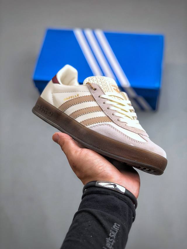 Adidas Gazelle Indoor Trainers 羚羊内训系列低帮复古百搭休闲运动德训风板鞋“奶茶白卡其酒红生胶底”Ih0376 尺码：35-45