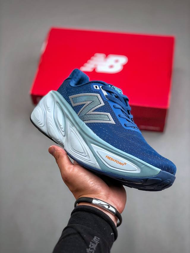 New Balance Fresh Foam X More V5 莫尔v5系列低帮轻量化厚底健身休闲运动慢跑鞋 货号：Mmorlb5 尺码：36-45 半