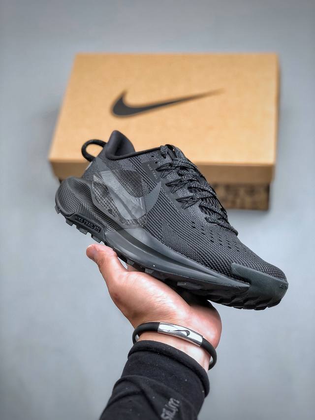 纯原版本 Nike Reactx Pegasus Trail 5 Triple Black 飞马越野5代系列低帮户外轻量休闲运动越野慢跑鞋“全黑武士”Dv386