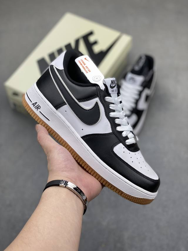 小红书爆款 公司级 Nike Air Force 1 Low '07 “双勾黑白拼接”低帮空军一号休闲板鞋 定制皮料 原楦原纸板 纯正空军版型 高清洁度 内置全