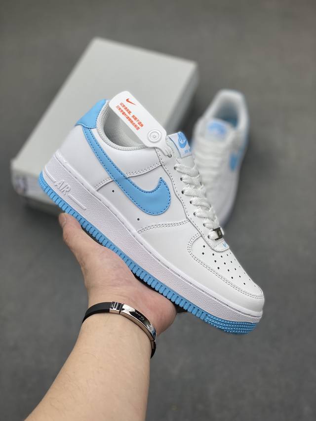 Nike Air Force1 全新配色 #原楦头原纸板 打造纯正空军版型 #专注外贸渠道 全掌内置蜂窝气垫 #原盒配件 原厂中底钢印、拉帮完美 货号：Fq42