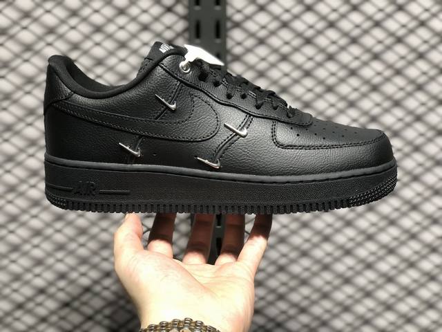 Air Force 1 Low 原装级别 原楦头原纸板 打造纯正空军版型专注外贸渠道 全掌内置蜂窝气垫 原盒配件 原厂中底钢印、拉帮完美 货号：Hq1180 0