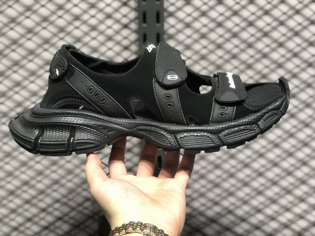 Balenciagav 3Xl Sandal巴黎世家 黑色 聚氨酯舒适百搭沙滩凉鞋 货号：786959 W3Xlt 1000 尺码：35 36 37 38 39