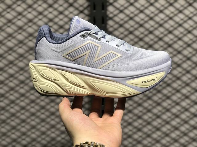 New Balance Nb Fresh Foam X More V4 舒适跑鞋 凭借fresh Foam More，New Balance将其标志性的性能技术