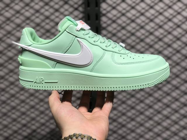 Air Force 1 Low 原装级别 原楦头原纸板 打造纯正空军版型专注外贸渠道 全掌内置蜂窝气垫 原盒配件 原厂中底钢印、拉帮完美 货号：Dv3464 7