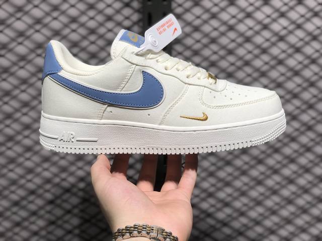 Air Force 1 Low 原装级别 原楦头原纸板 打造纯正空军版型专注外贸渠道 全掌内置蜂窝气垫 原盒配件 原厂中底钢印、拉帮完美 货号：Mn5696 2