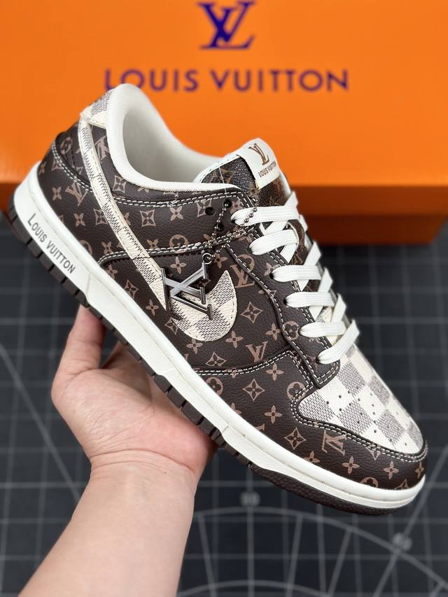 Nk Sb Dunk Low Lv联名-棋盘格棕老花白勾 周年高端定制 低帮休闲板鞋 定制鞋盒 大厂纯原品质出货 超高清洁度 皮料切割干净无任何毛边 细节完美