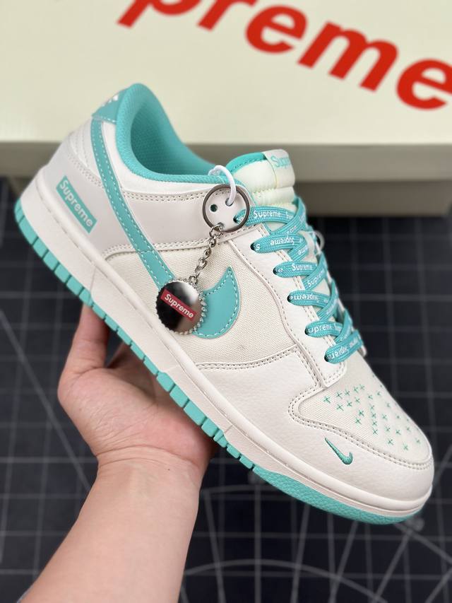 Nk Sb Dunk Low Supreme联名-麦田绿帆布 周年高端定制 低帮休闲板鞋 #定制鞋盒 大厂纯原品质出货 超高清洁度 皮料切割干净无任何毛边 细节