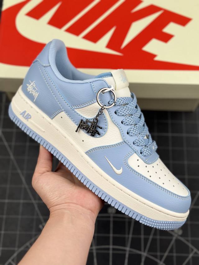 公司级nike Air Force 1 '07 Low “斯图西联名--晴天蓝”空军一号 低帮 运动休闲鞋 折边针车 工艺难度大 原楦头原纸板 原装鞋盒 定制五