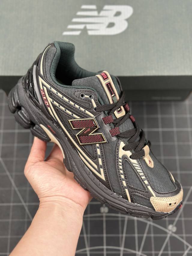 公司级new Balance M 6系列复古单品宝藏老爹鞋 公司级版本复古元素叠加 质感超级棒 楦版型材料细节做工精细 作为nb最经典的档案鞋型之一 与2002