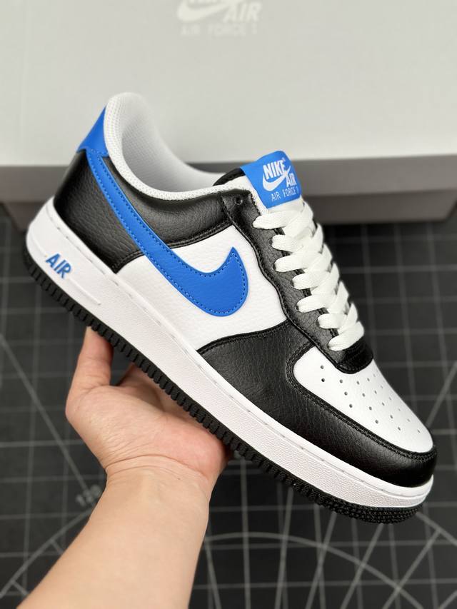 公司级ambush X Nk Air Force 1‘07 Low 联名款 空军一号低帮休闲板鞋 鞋款鞋身以及内衬均采用了纯色皮革打造，标志性的超大swoosh