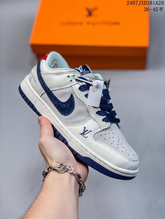 公司带半码 耐克nike Sb Dunk Low 扣篮系列复古低帮休闲运动滑板板鞋。采用脚感柔软舒适zoomair气垫，有效吸收滑板等极限运动在落地时带来的冲击