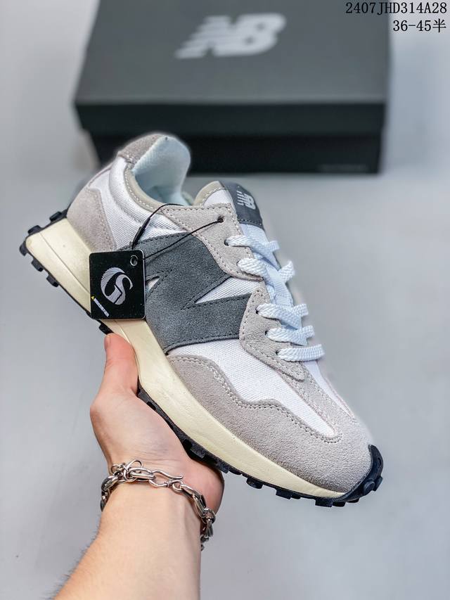 公司级new Balance Ms327 复古休闲运动慢跑鞋 完美细节 #全新 New Balance 327 系列 以更纯粹的复古风格设计打造的全新造型 侧身