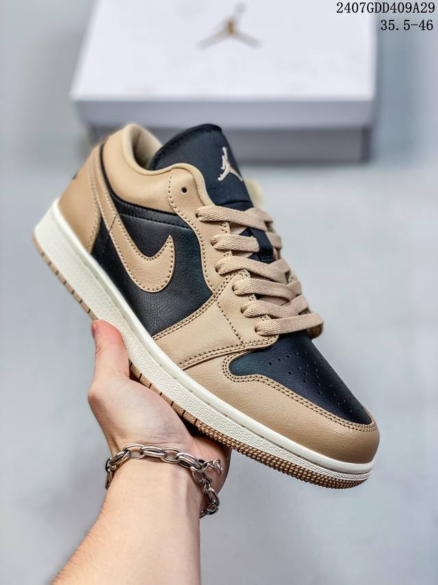 公司级aj1倒勾travis Scott X Air Jordan 1 ” Reverse Mocha “ Aj1乔1 Ts 闪电 联名倒钩 低帮文化篮球鞋 完