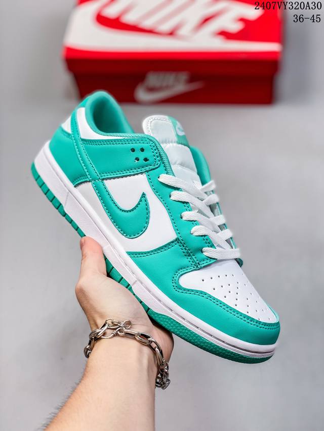 耐克nike Sb Dunk Low 扣篮系列 复古低帮休闲运动滑板板鞋。采用脚感柔软舒适zoomair气垫，有效吸收滑板等极限运动在落地时带来的冲击力，为街头