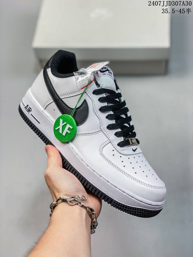 耐克nike Air Force 1 Low 空军一号 Af1 低帮百搭厚底增高休闲运动板鞋。柔软、弹性十足的缓震性能和出色的中底设计，横跨复古与现代的外型结合