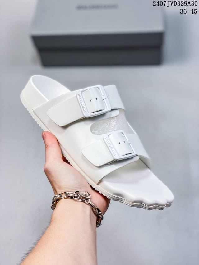 勃肯鞋birkenstock 新品 茶灰色 官方销量第一 真皮软木拖 出口韩国的订单！ 有没有姐妹跟我一样，喜欢鞋拖，懒得弯腰系鞋带 所以birkenstock