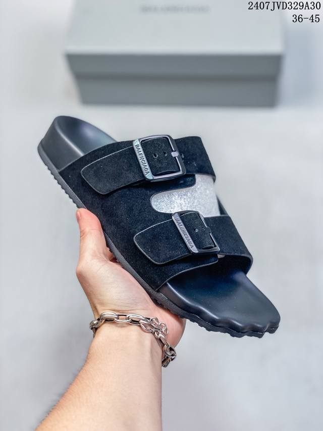 勃肯鞋birkenstock 新品 茶灰色 官方销量第一 真皮软木拖 出口韩国的订单！ 有没有姐妹跟我一样，喜欢鞋拖，懒得弯腰系鞋带 所以birkenstock