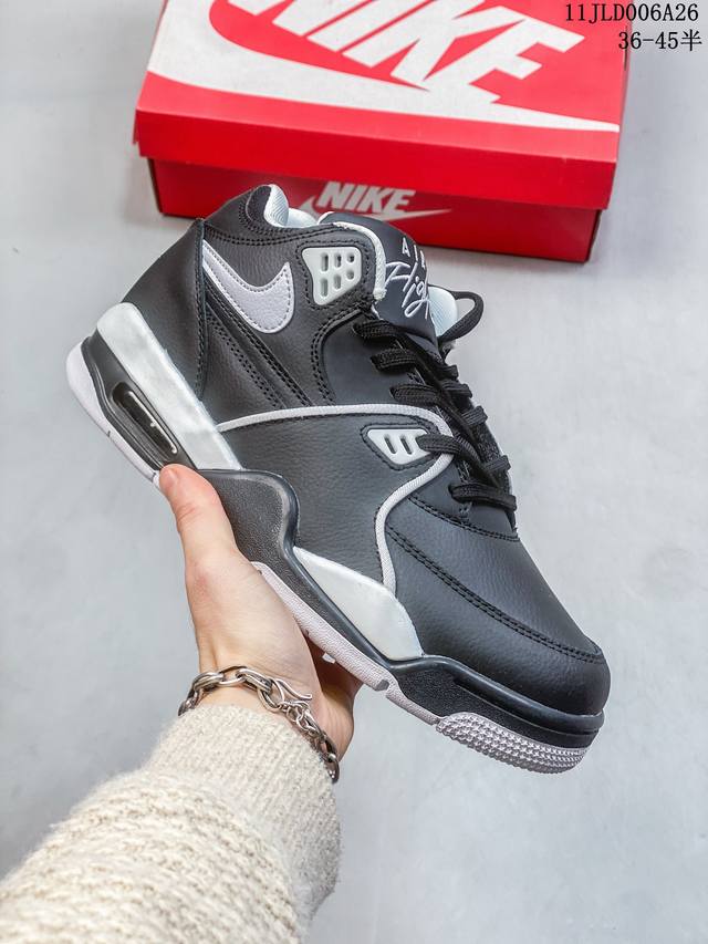 耐克 89款 Nike Air Flight Legacy 89 红白 采用白色皮革鞋面，黑红色覆盖鞋舌，孔眼，Swooshes，脚跟品牌，饰边，中底和外底。侧