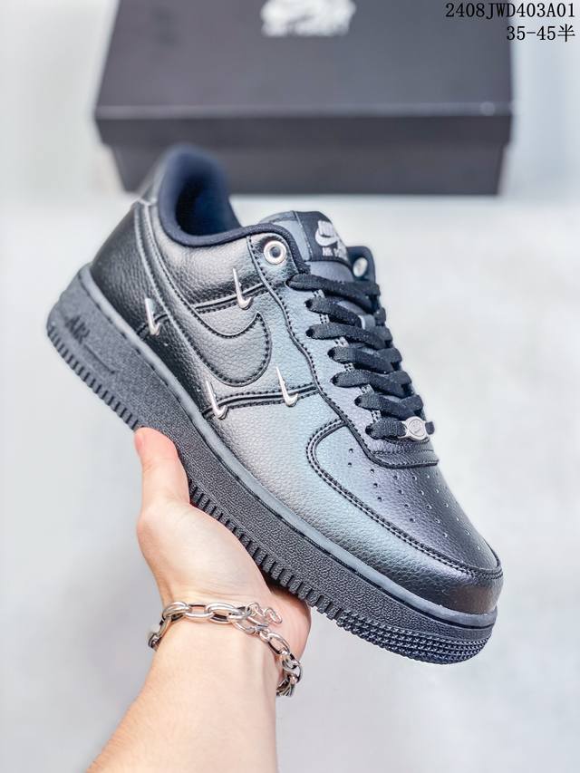 公司级带半码 耐克nike Air Force 1 Low 空军一号 Af1 低帮百搭厚底增高休闲运动板鞋。柔软、弹性十足的缓震性能和出色的中底设计，横跨复古与