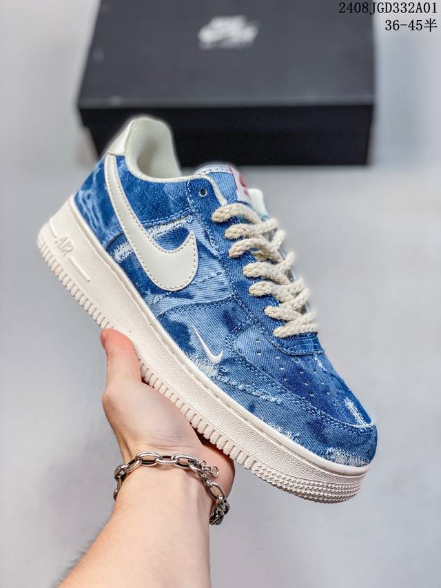 公司级带半码 耐克nike Air Force 1 Low 空军一号 Af1 低帮百搭厚底增高休闲运动板鞋。柔软、弹性十足的缓震性能和出色的中底设计，横跨复古与