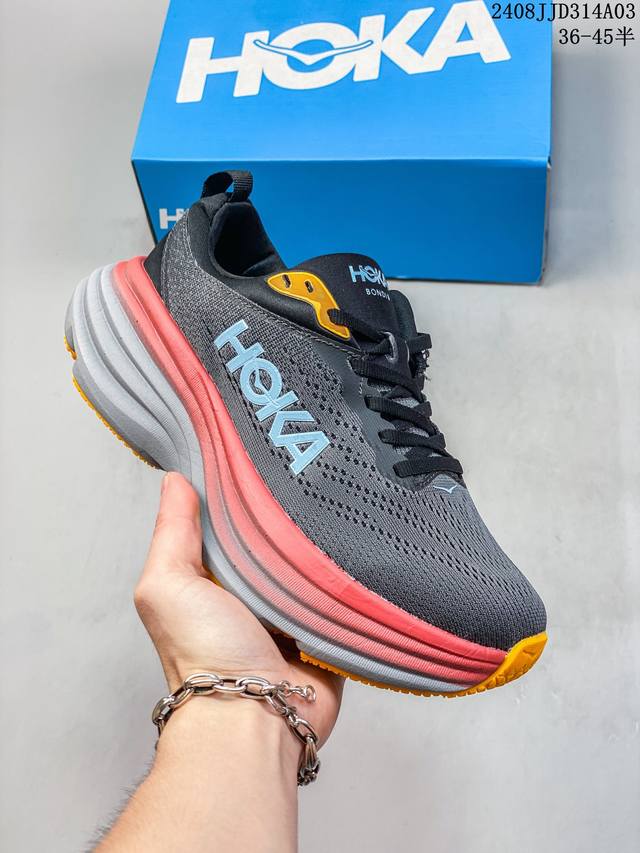 真标小红书推荐hoka W Bondi 8全新配色 这个品牌来自于新西兰的毛利语，Hoka表示大地，One One表示飞越，连起来就是飞越地平线，One One