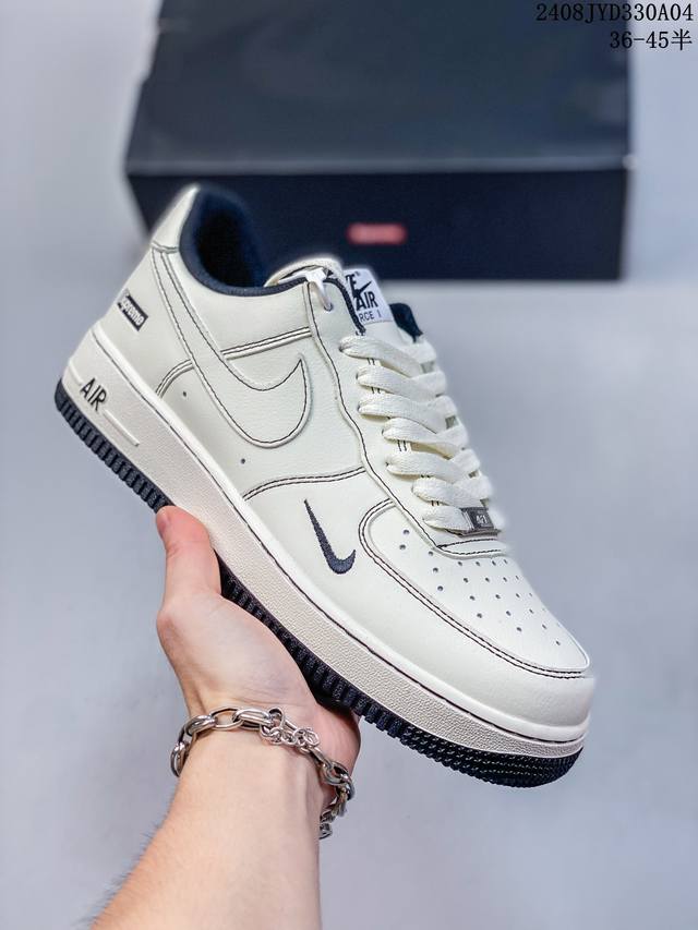 公司级带半码 耐克nike Air Force 1 Low 空军一号 Af1 低帮百搭厚底增高休闲运动板鞋。柔软、弹性十足的缓震性能和出色的中底设计，横跨复古与