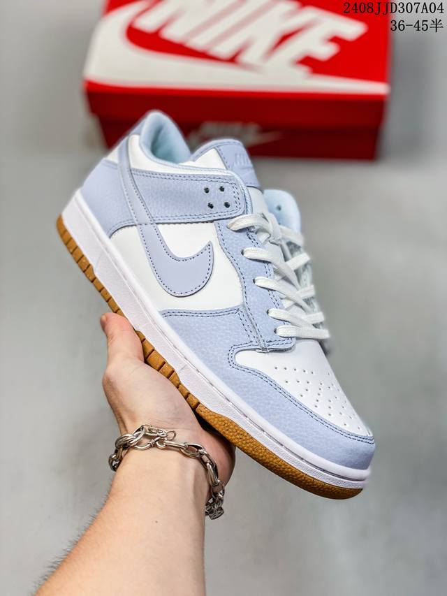 公司带半码 耐克nike Sb Dunk Low 扣篮系列复古低帮休闲运动滑板板鞋。采用脚感柔软舒适zoomair气垫，有效吸收滑板等极限运动在落地时带来的冲击