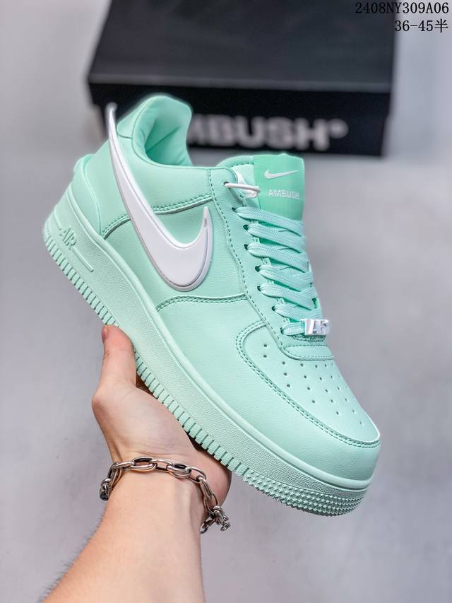 公司级带半码 耐克nike Air Force 1 Low 空军一号 Af1 低帮百搭厚底增高休闲运动板鞋。柔软、弹性十足的缓震性能和出色的中底设计，横跨复古与