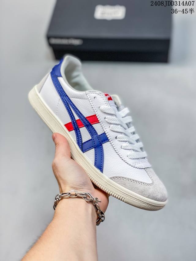 公司级亚瑟士 Onitsuka Tiger Tokuten 复古低帮休闲跑鞋 实拍首发 鞋跟 鞋舌处印有鬼塚虎特有的品牌logo标志 提升品牌的认知度 柔软内里