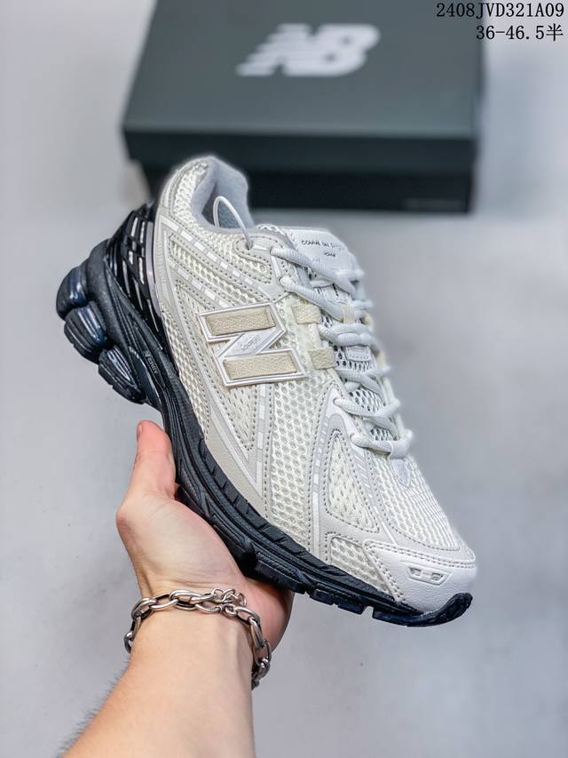 36-45半 公司级 new Balance 6R 新百伦 6 Nb 6 银红色 男女同款 潮流复古透气轻便低帮跑步鞋鞋面选用了白色网面，搭配银色皮革框架覆盖层