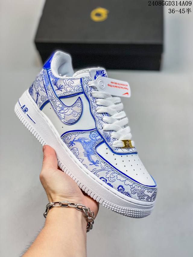 公司级nike Air Force 1‘07 原楦头原纸板 打造纯正低帮空军版型 专注外贸渠道 全掌内置蜂窝气垫 原盒配件 原厂中底钢印、拉帮完美 官方货号:C