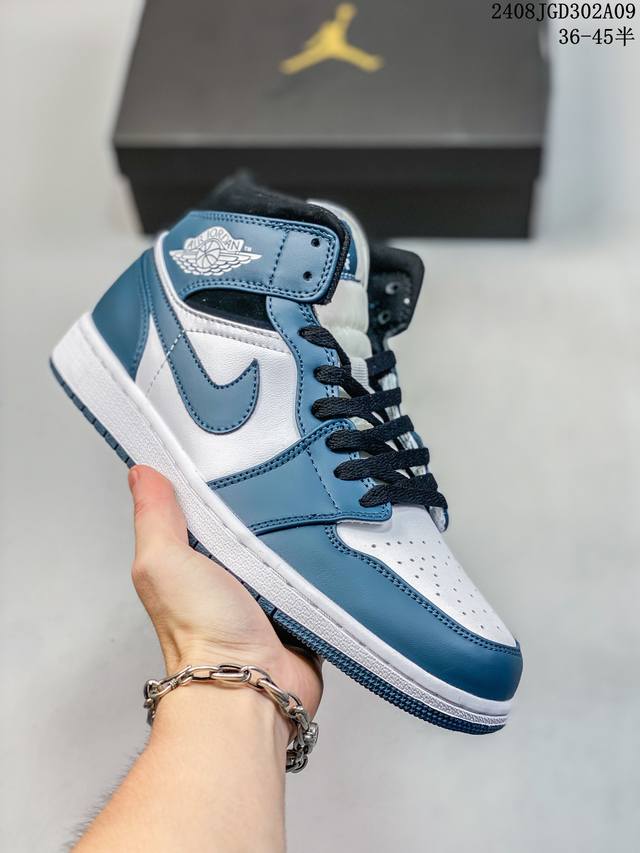 福利特价乔丹air Jordan 1 Low Aj1 Wh Lv 乔1 复古文化n休闲运动篮球鞋。凭借出色的性能和吸睛的外观， Air Jordan直是风球场和