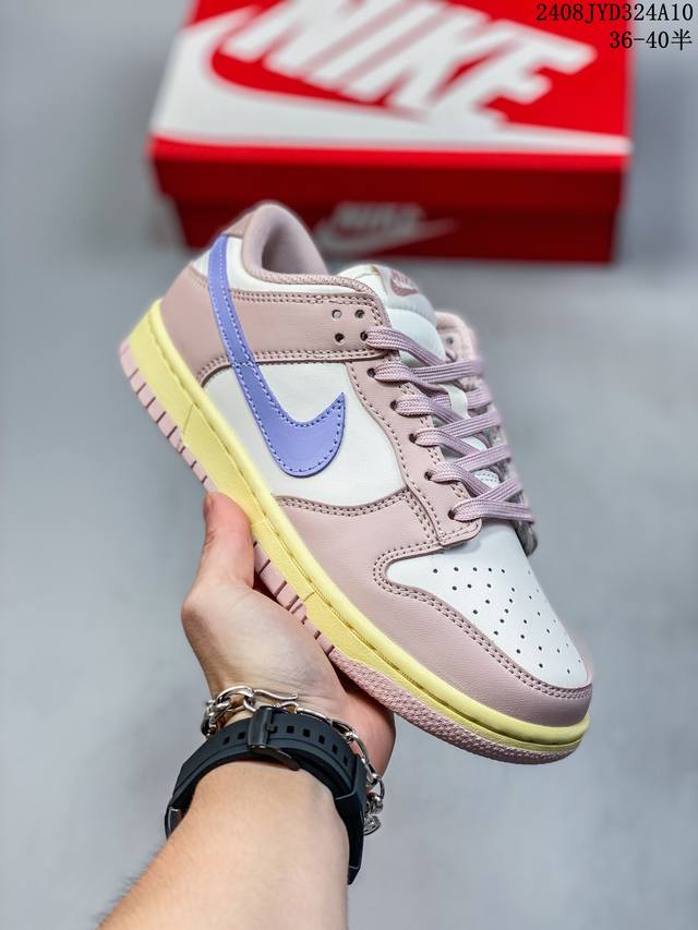 公司带半码 耐克nike Sb Dunk Low 扣篮系列复古低帮休闲运动滑板板鞋。采用脚感柔软舒适zoomair气垫，有效吸收滑板等极限运动在落地时带来的冲击