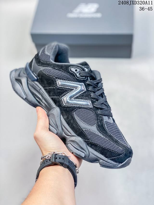 new Balance 又带来了新鞋型 9060 ，并且是与芝加哥街头品牌 Joe Freshgoods 的联名款。鞋身主体采用了类似 990 系列的设计风格，