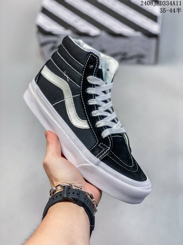 vans Vault Og Sk8-Mid 黑白高帮 范斯官方高端支线 简约休闲帆布鞋 货号：Vn0A4Bvcba2 尺码：35-44 36.5 38.5 40