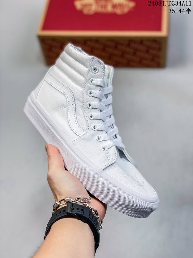 vans Sk8-Hi True White Leather 纯白高帮休闲硫化帆布鞋 vans Sk8诞生于1978年它是vans首个采用sidestripe侧