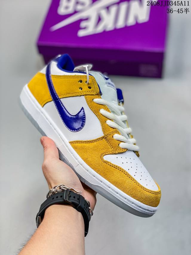 真表带半码 耐克nike Sb Dunk Low 扣篮系列复古低帮休闲运动滑板板鞋。采用脚感柔软舒适zoomair气垫，有效吸收滑板等极限运动在落地时带来的冲击