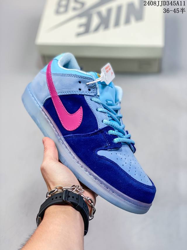 真表带半码 耐克nike Sb Dunk Low 扣篮系列复古低帮休闲运动滑板板鞋。采用脚感柔软舒适zoomair气垫，有效吸收滑板等极限运动在落地时带来的冲击