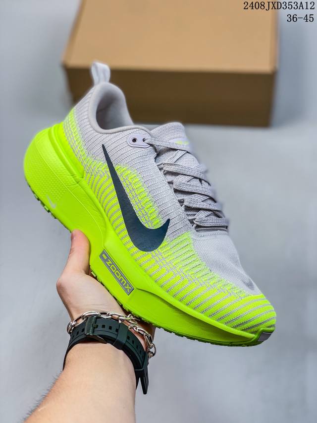 公司级nike Zoomx Invincible Run Fk 3休闲运动慢跑鞋 采用外露式flyknit飞织面料鞋面材质 搭载zoomx轻盈泡棉缓震科技中底