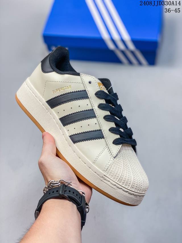 adidas Originals Samba Og 桑巴舞系列绅士德训足球风百搭低帮休闲运动板鞋 白灰粉银标 货号：Ih2751 号码：36-45 Id08Jj