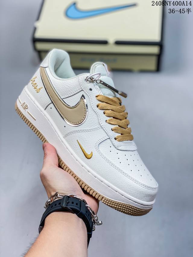 耐克nike Air Force 1 Low 空军一号低帮百搭休闲运动板鞋。柔软、弹性十足的缓震性能和出色的中底设计，横跨复古与现代的外型结合，造就出风靡全球三