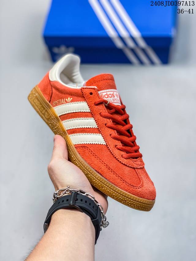 福利特价 公司级adidas Handball Spezial 官方正确版本 阿迪达斯经典款 复古休闲板鞋 全鞋采用反毛皮制作 牛筋耐磨大底 承载青春情怀的板鞋