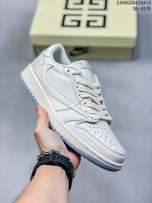 公司级带半码 耐克nike Sb Dunk Low 扣篮系列复古低帮休闲运动滑板板鞋。采用脚感柔软舒适zoomair气垫，有效吸收滑板等极限运动在落地时带来的冲