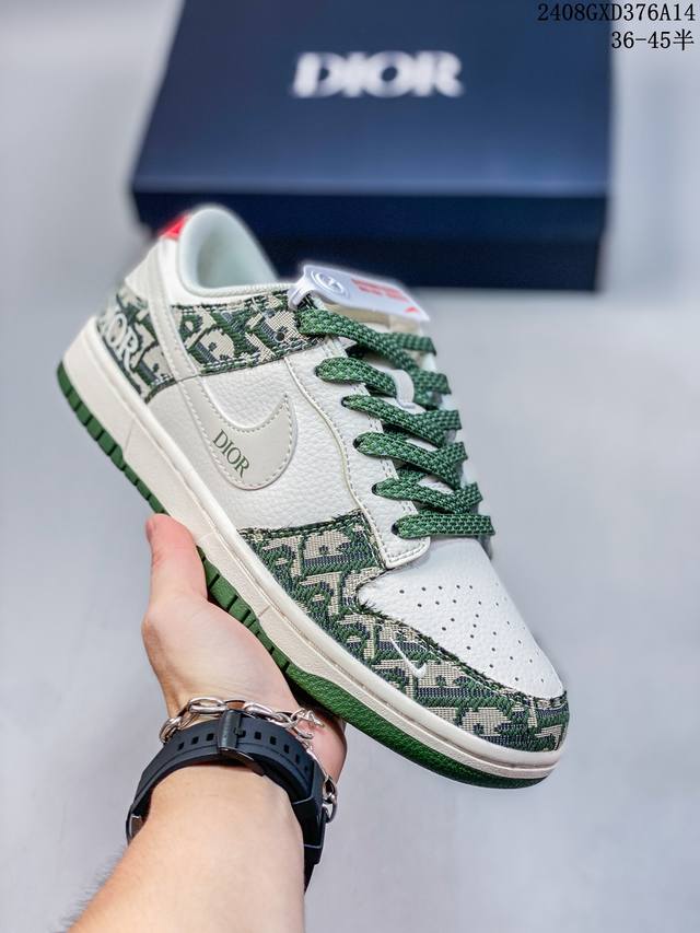 海外爆款限量发售！公司级 Nike Sb Dunk Low“迪奥联名 藏青花纹” 周年高端定制 低帮休闲板鞋 定制鞋盒 大厂纯原品质出货 超高清洁度 皮料切割干